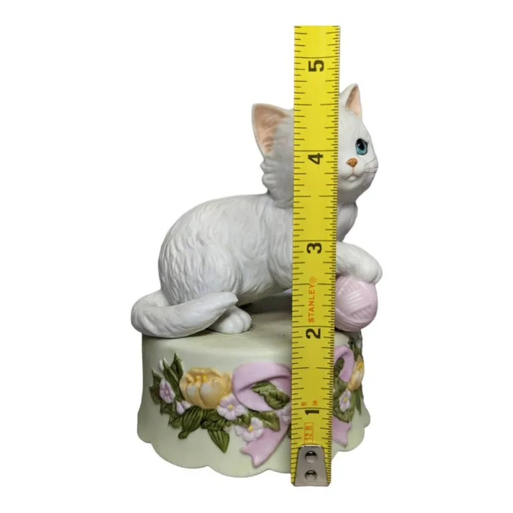 Vintage 1985 Schmid Gordon Fraser Cat Music Box